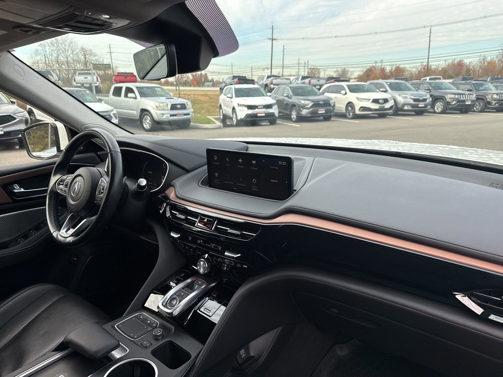 Thumbnail: 2022 Acura MDX - 22