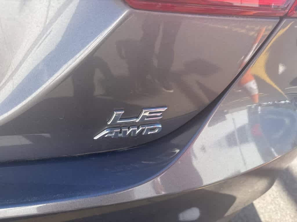 Thumbnail: 2023 Toyota Camry - 17