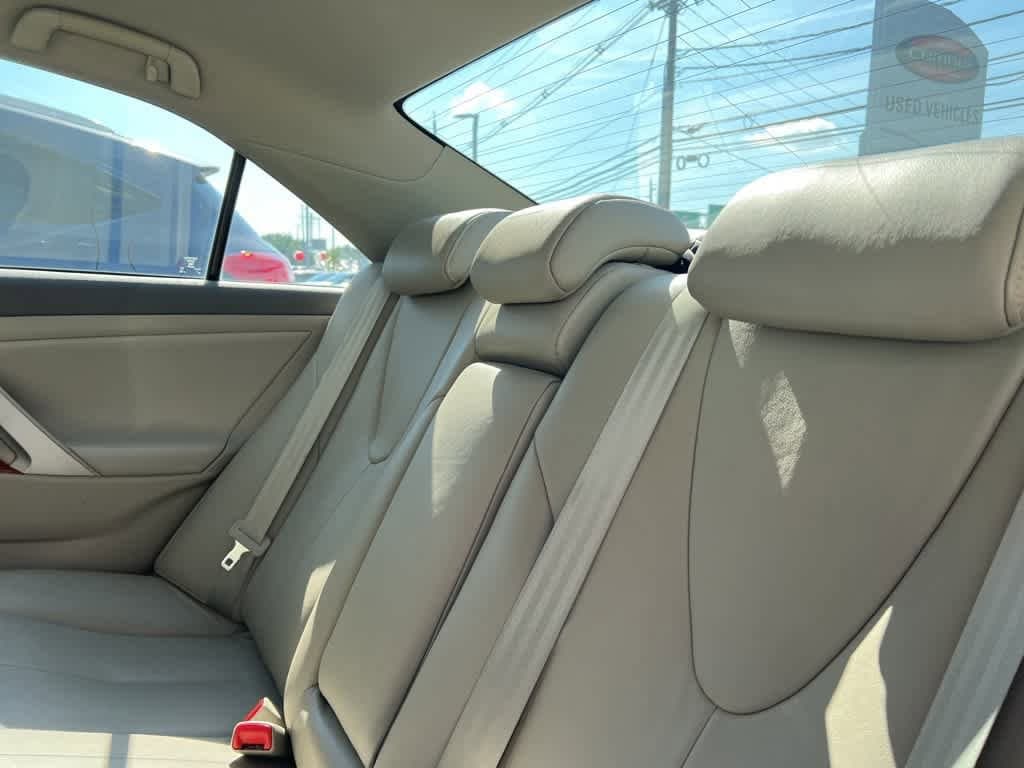 Thumbnail: 2011 Toyota Camry - 13