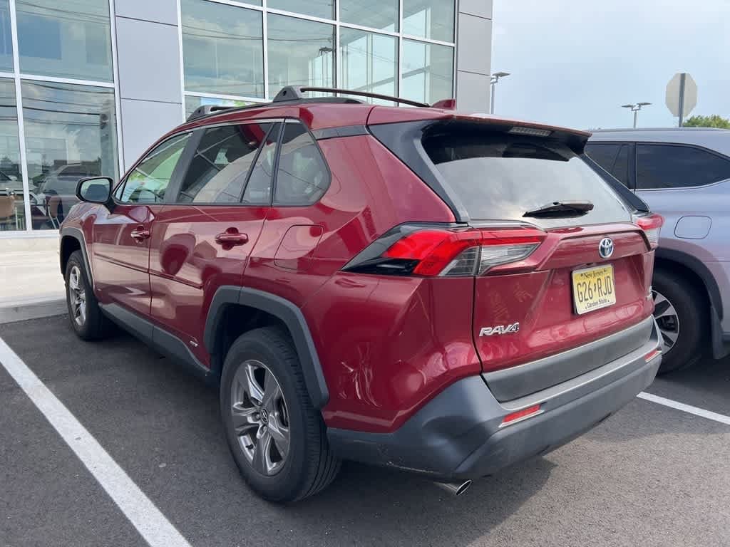 Thumbnail: 2022 Toyota RAV4 - 4