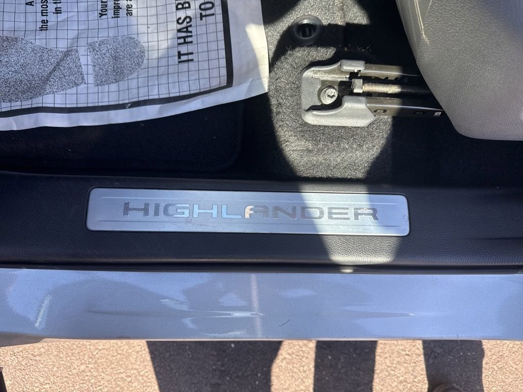 Thumbnail: 2021 Toyota Highlander - 18