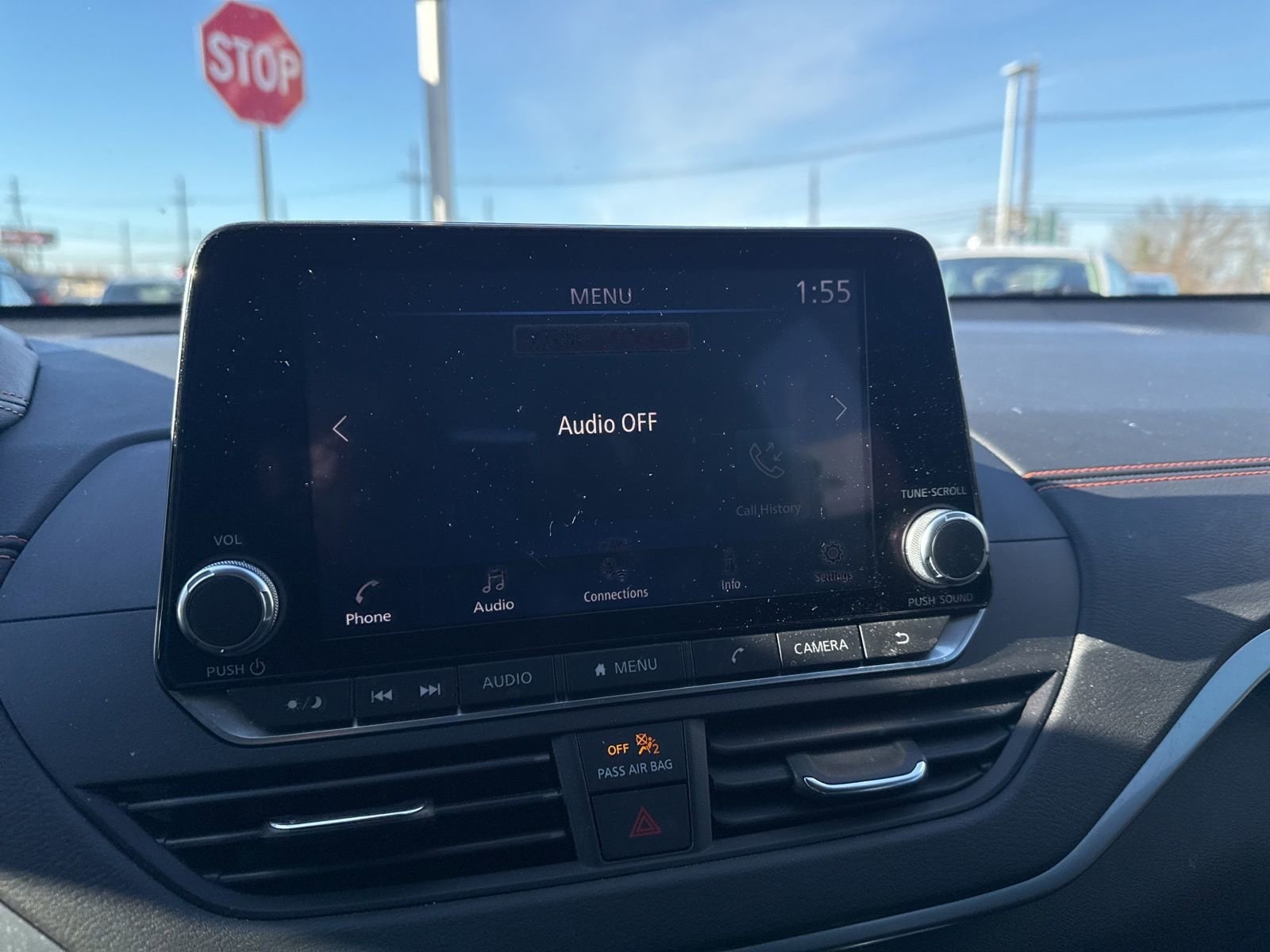 Thumbnail: 2022 Nissan Altima - 25