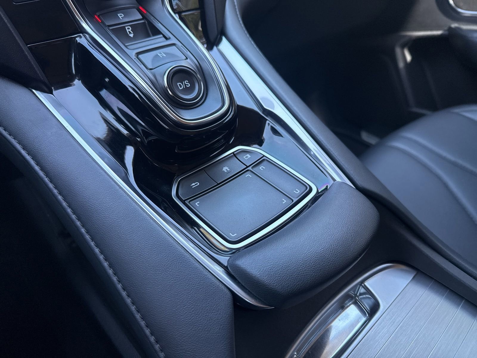 Thumbnail: 2020 Acura RDX - 29