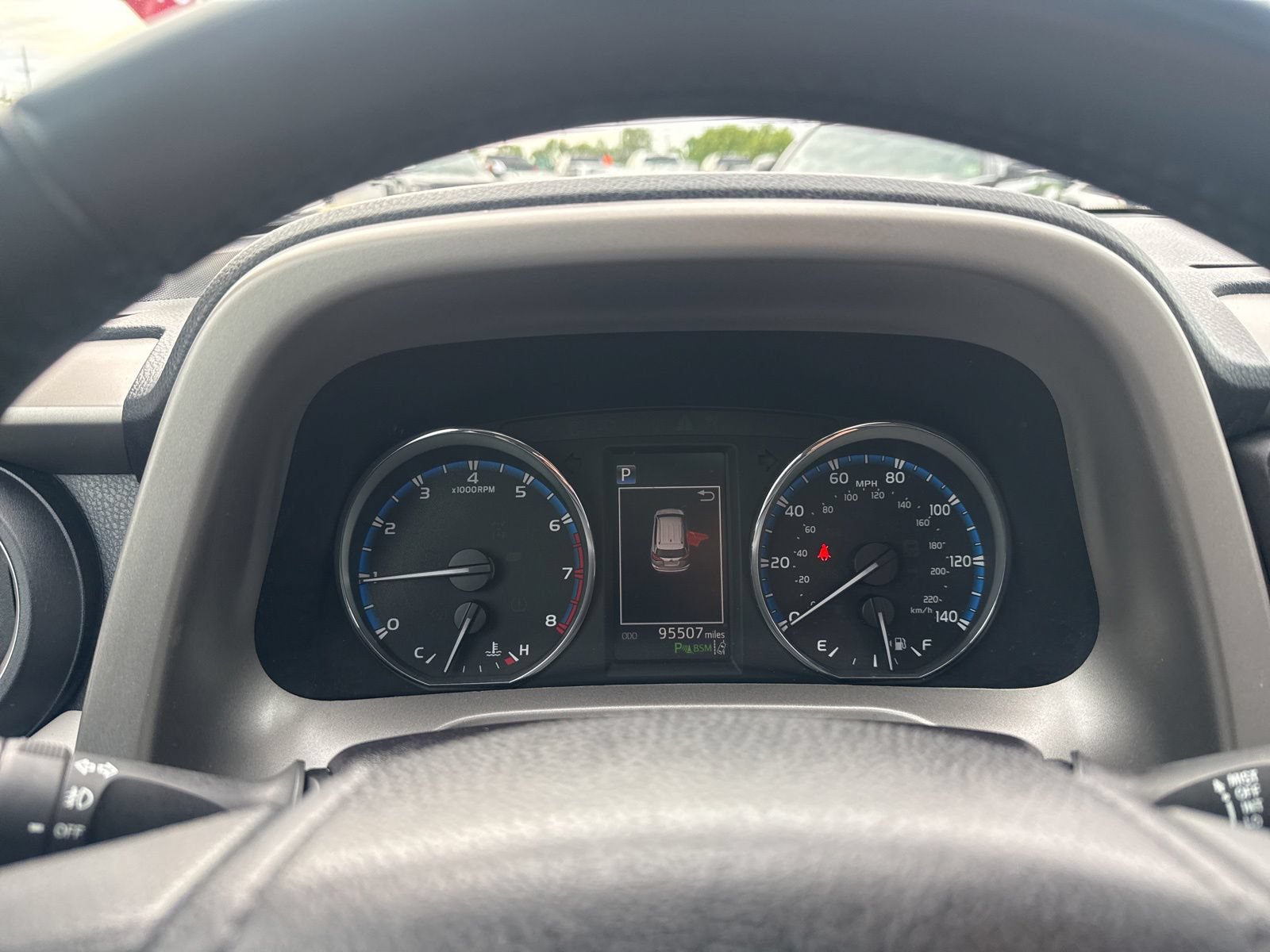 Thumbnail: 2016 Toyota RAV4 - 32
