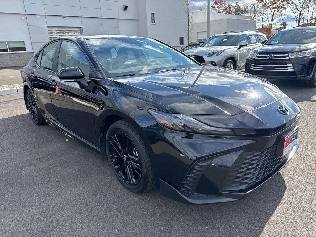 Thumbnail: 2025 Toyota Camry - 3