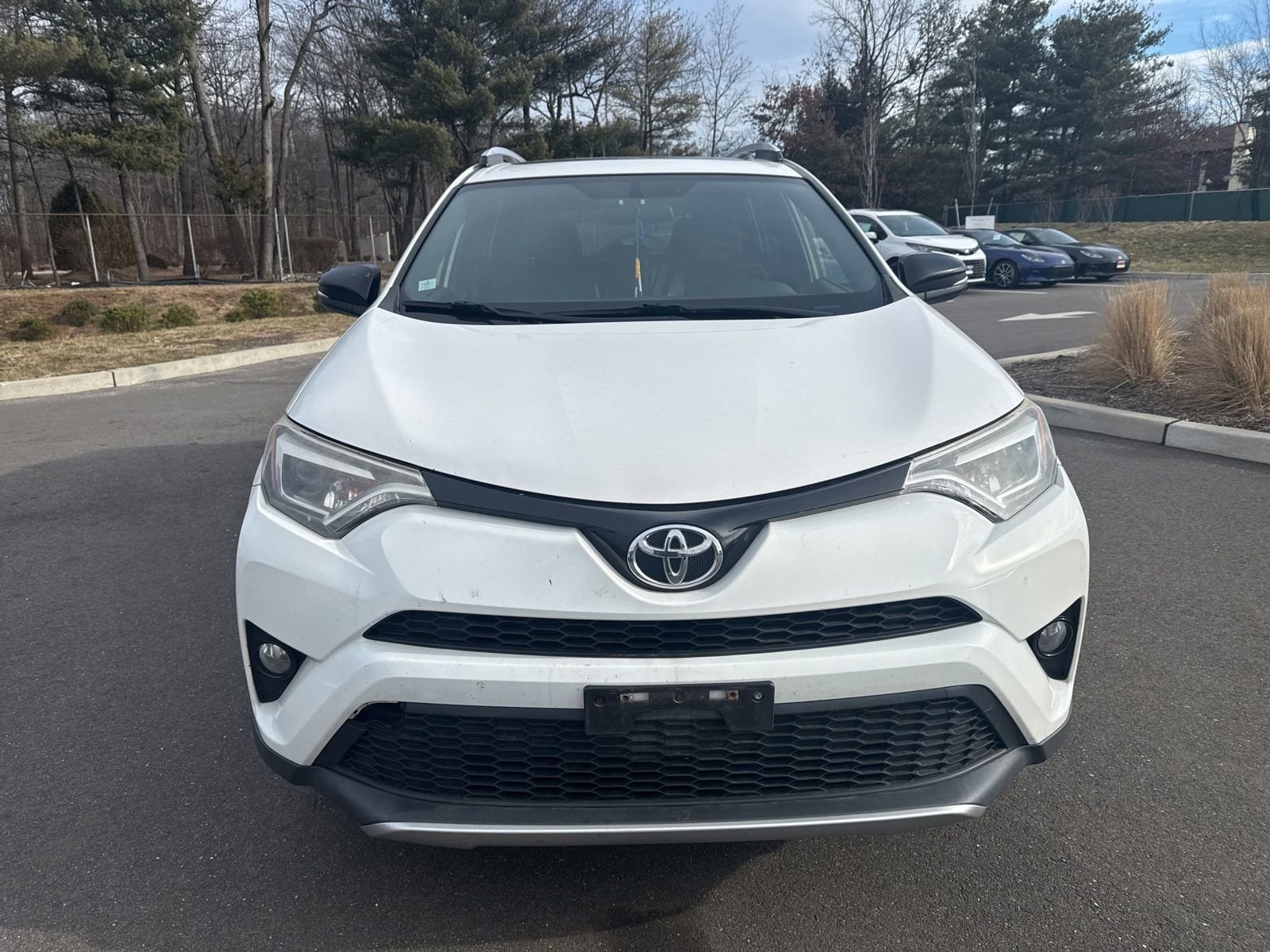 Thumbnail: 2016 Toyota RAV4 - 2