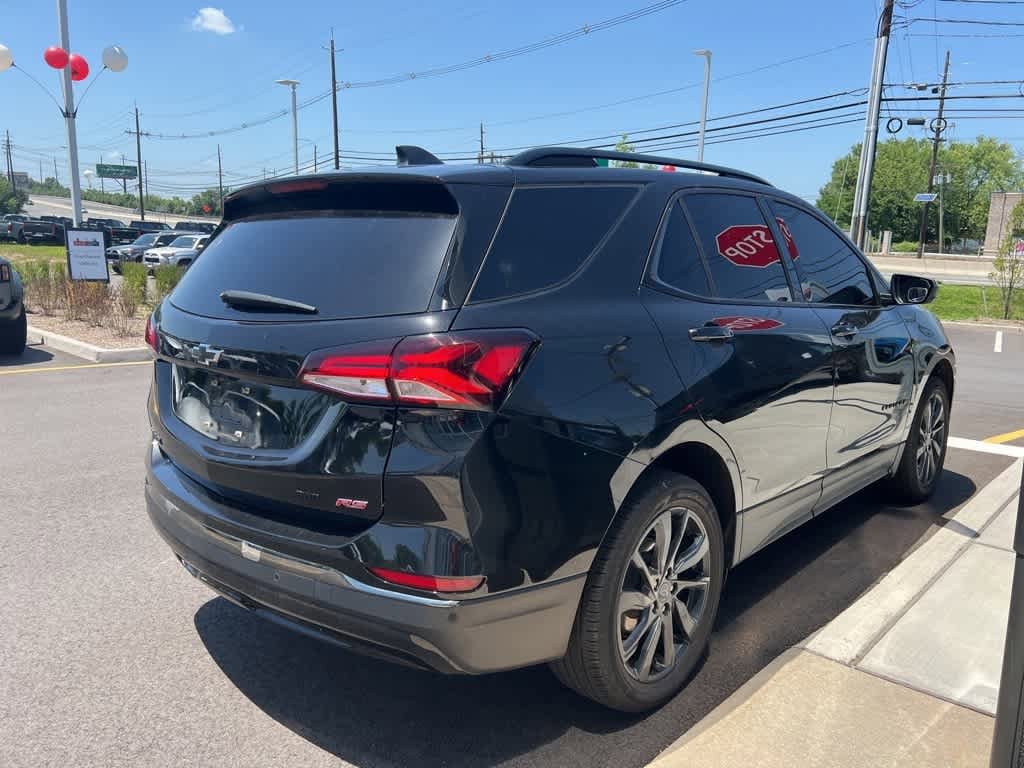 Thumbnail: 2023 Chevrolet Equinox - 3