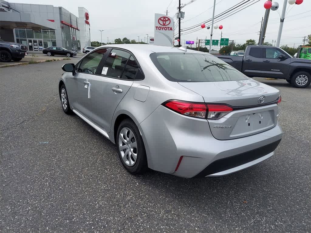 Thumbnail: 2022 Toyota Corolla - 4