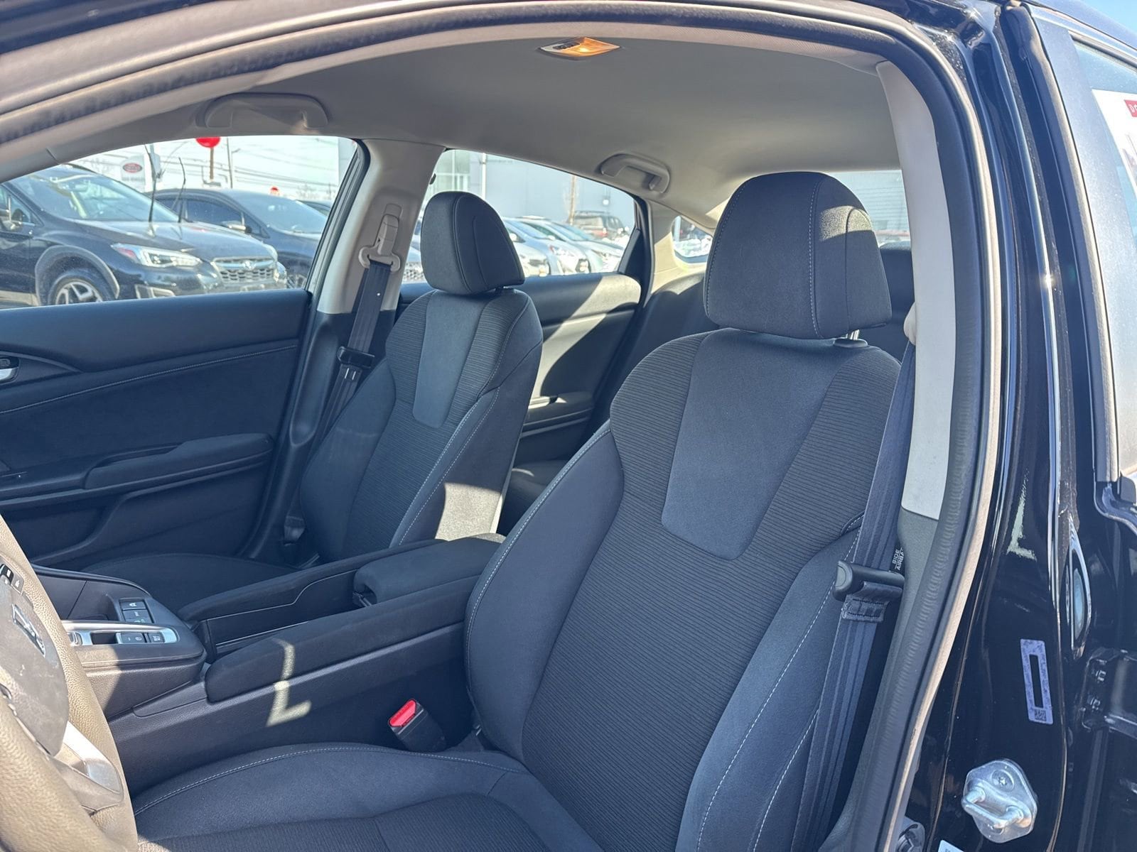 Thumbnail: 2022 Honda Insight - 18