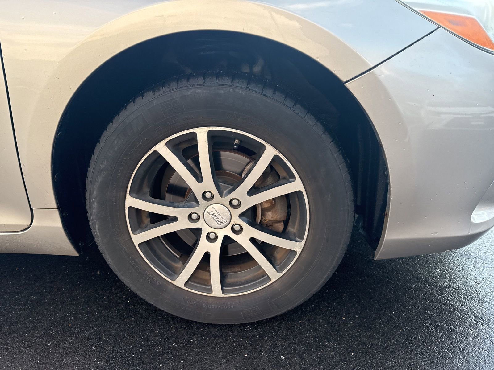 Thumbnail: 2016 Toyota Camry - 15