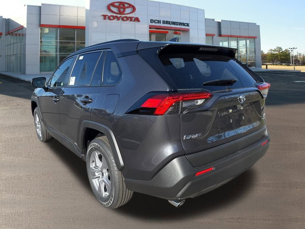 Thumbnail: 2025 Toyota RAV4 - 6