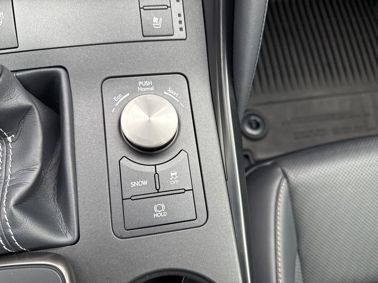 Thumbnail: 2023 Lexus IS - 31