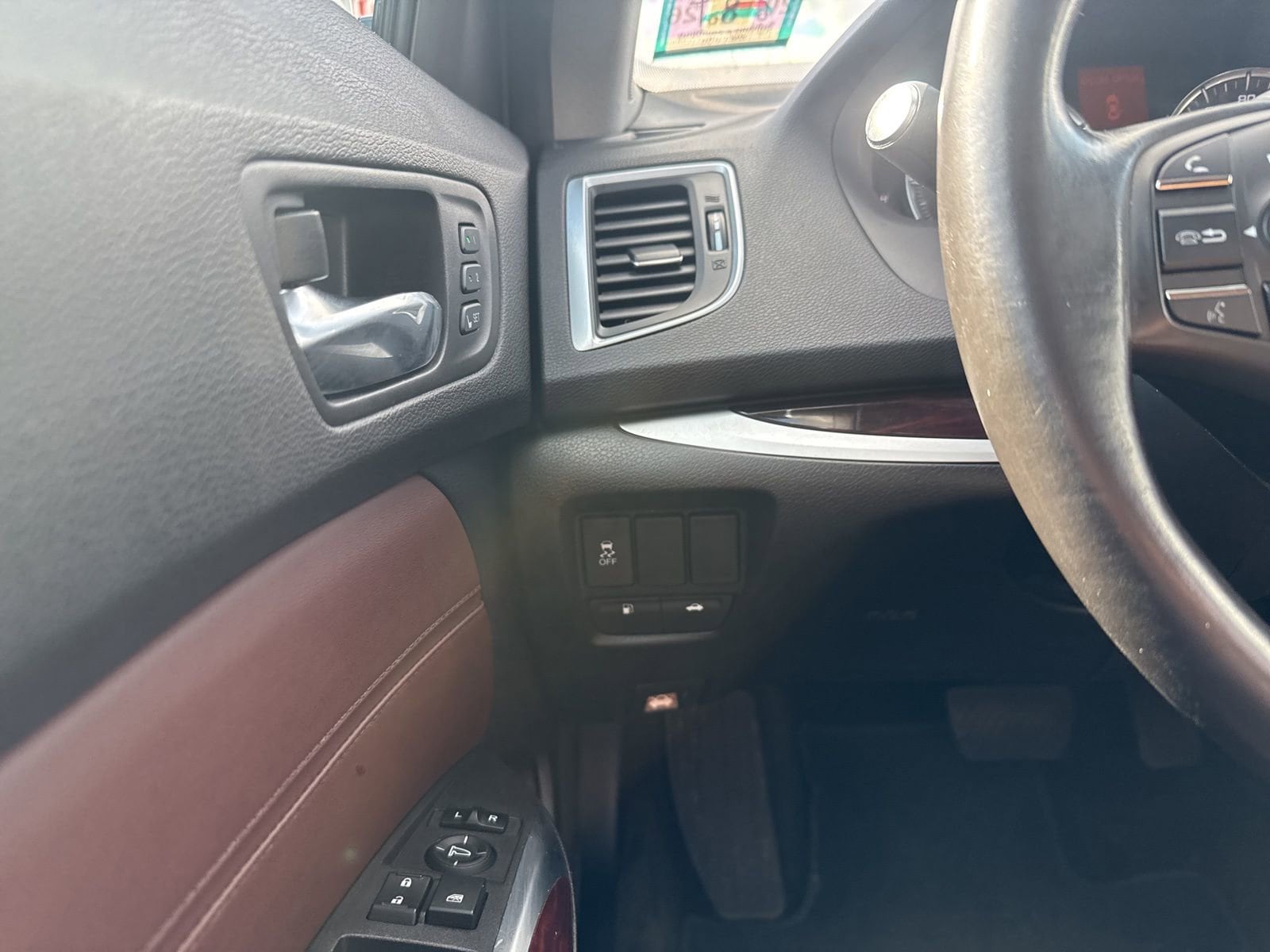 Thumbnail: 2017 Acura TLX - 29