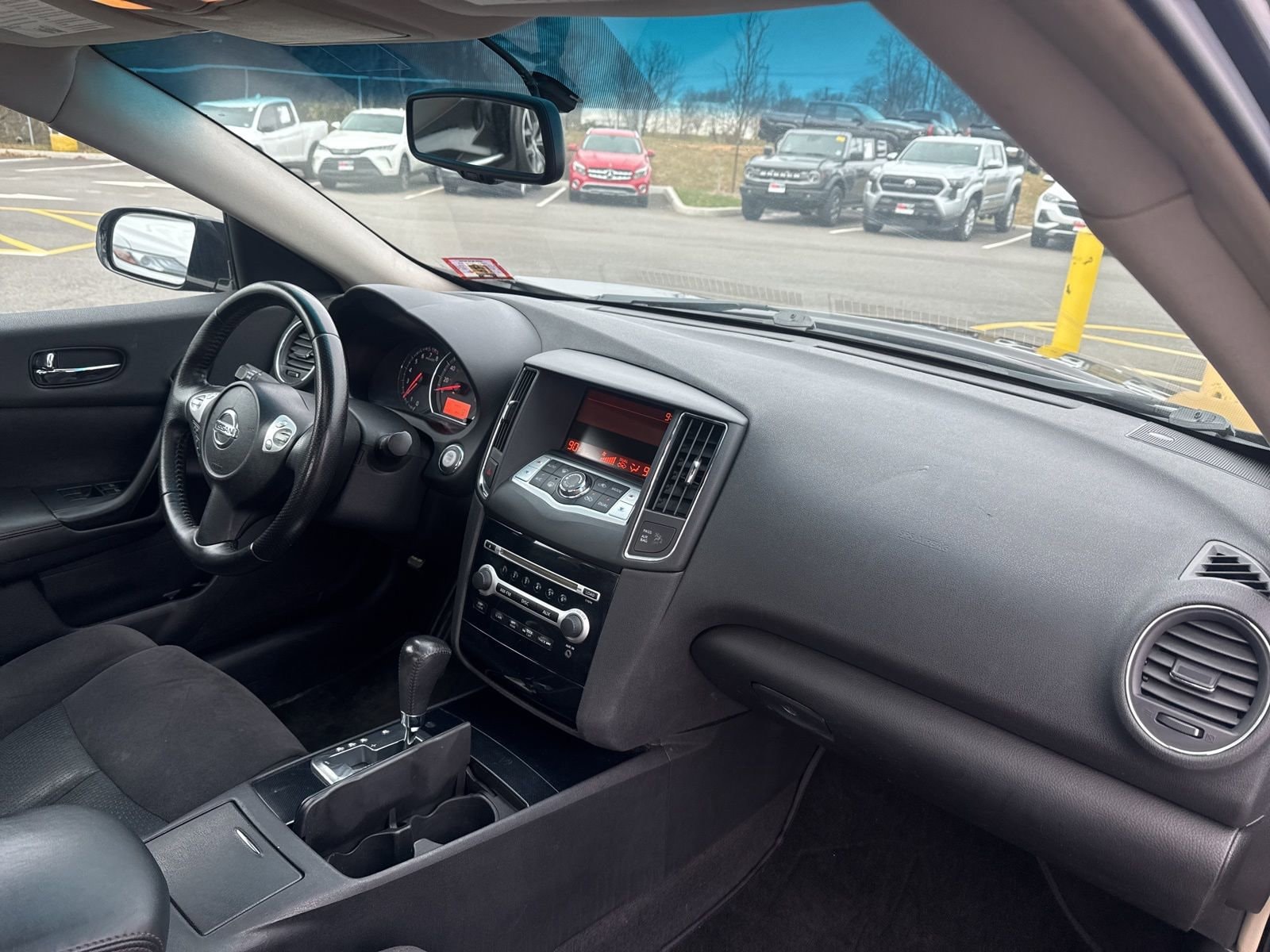 Thumbnail: 2011 Nissan Maxima - 19