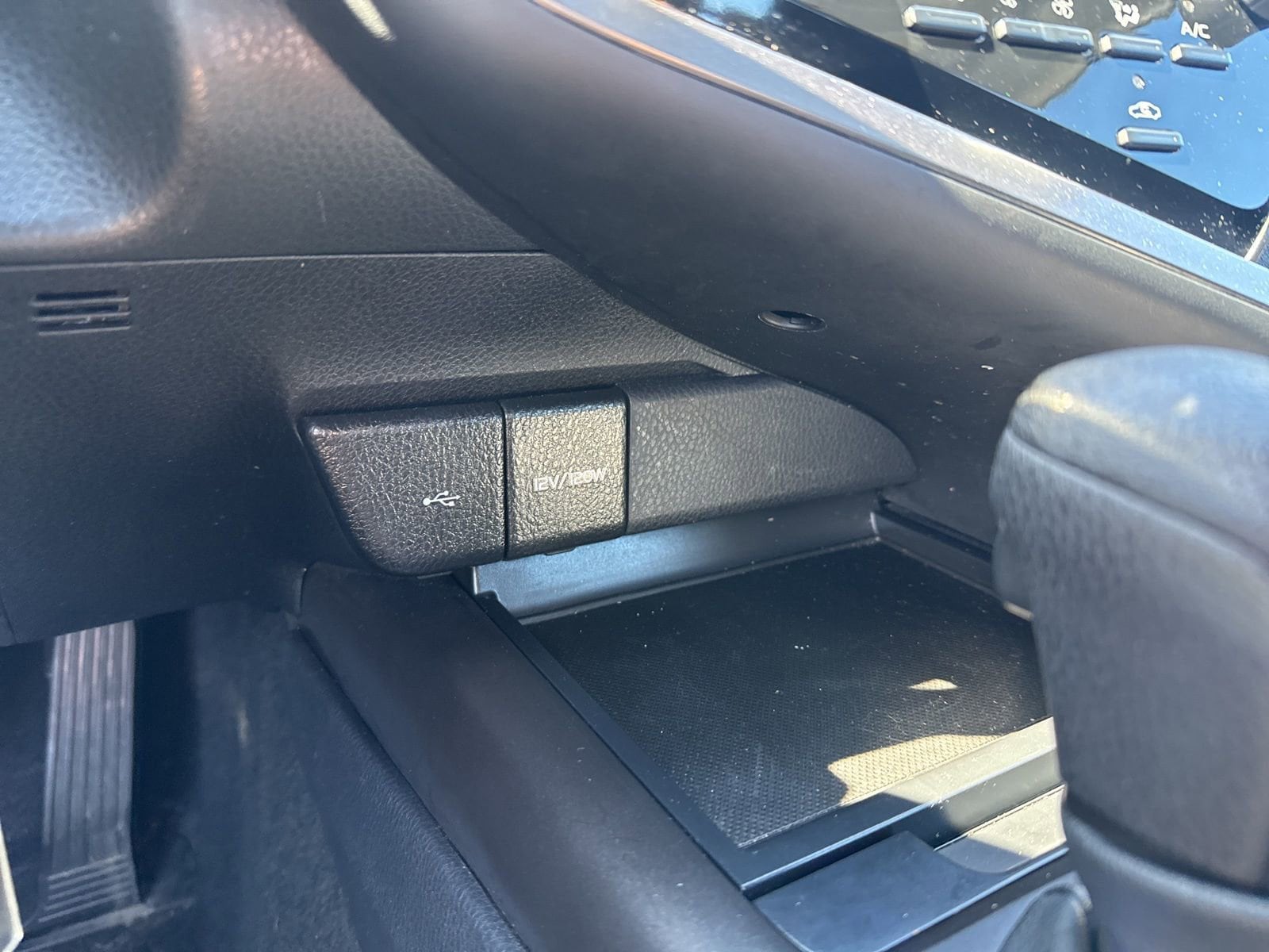 Thumbnail: 2024 Toyota Camry - 27