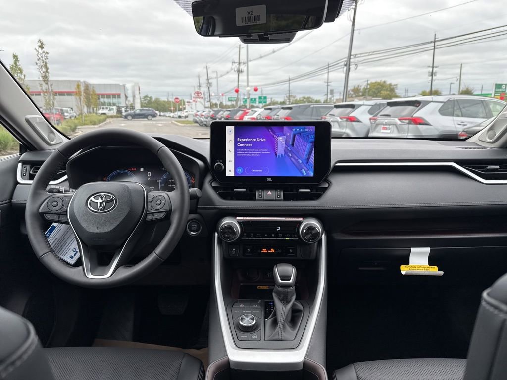 Thumbnail: 2025 Toyota RAV4 - 17