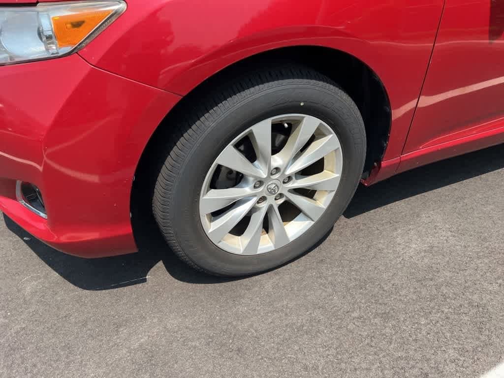 Thumbnail: 2014 Toyota Venza - 18