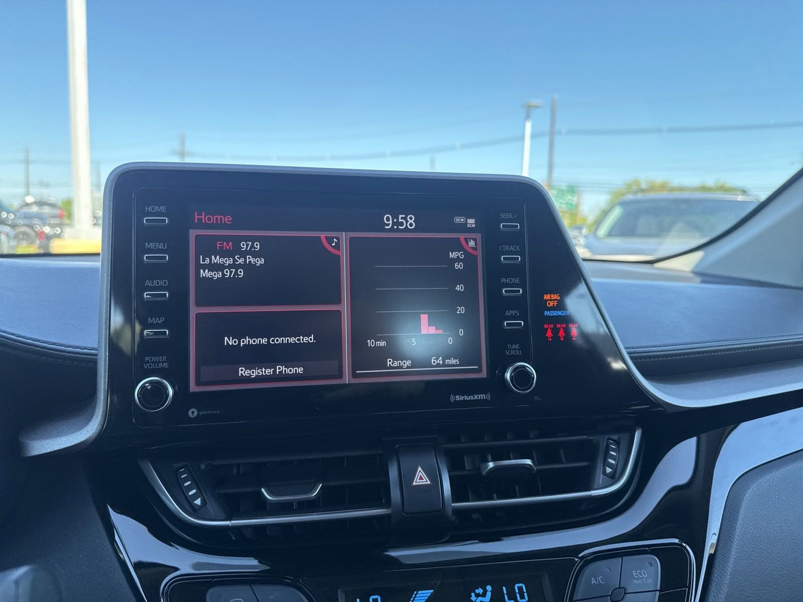 Thumbnail: 2021 Toyota C-HR - 25