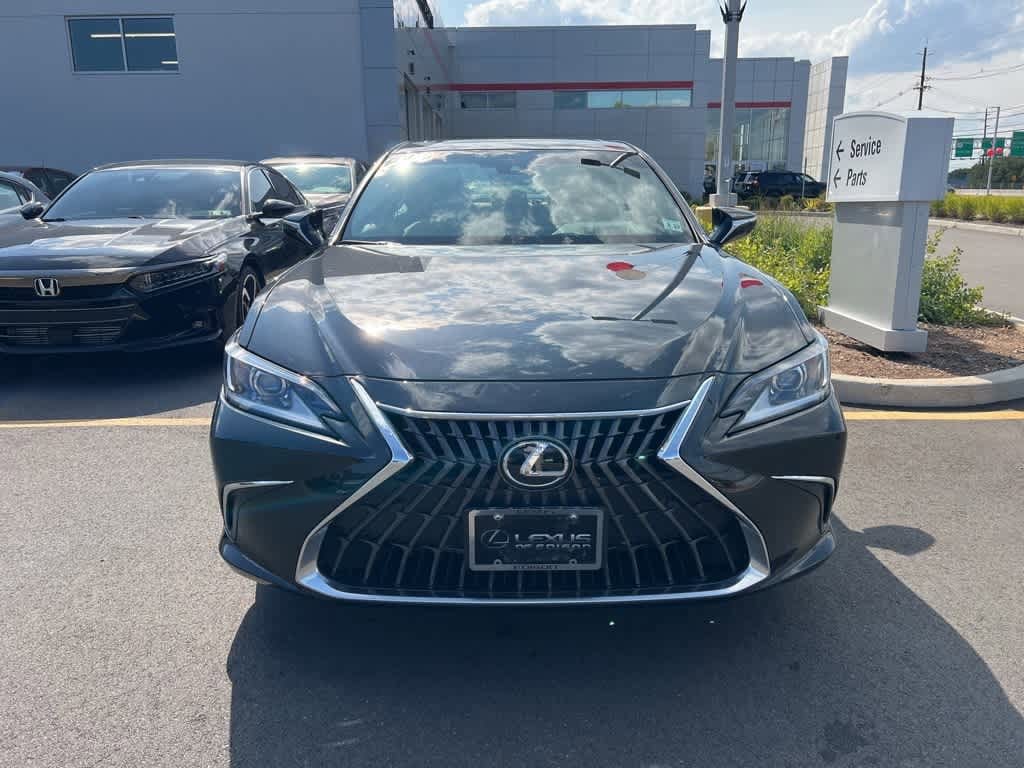 Thumbnail: 2024 Lexus ES - 5