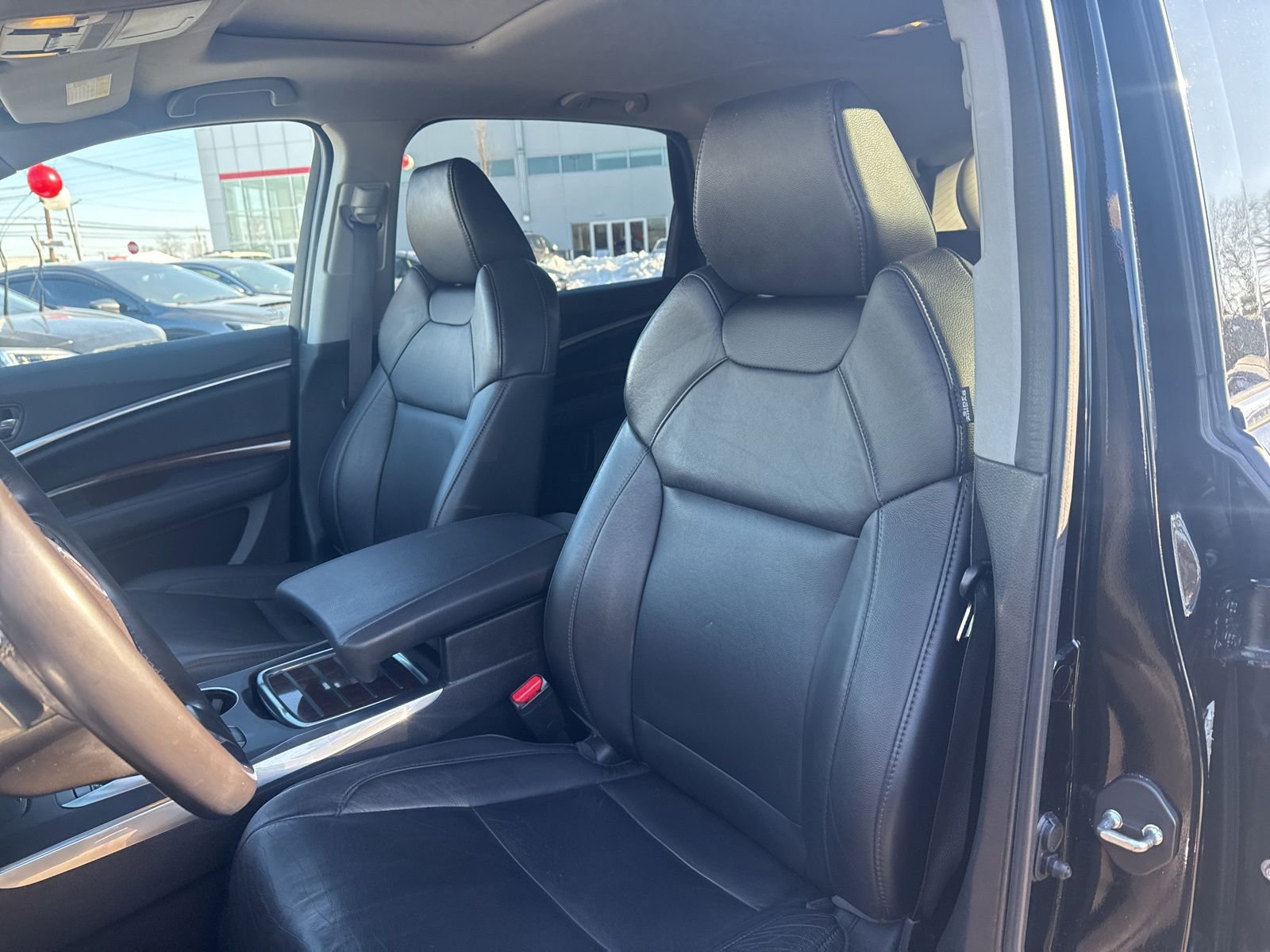 Thumbnail: 2019 Acura MDX - 18