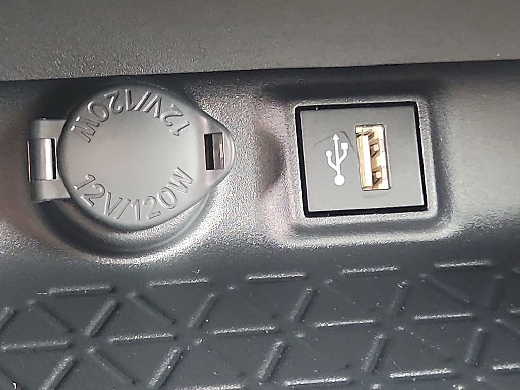 Thumbnail: 2025 Toyota RAV4 - 15