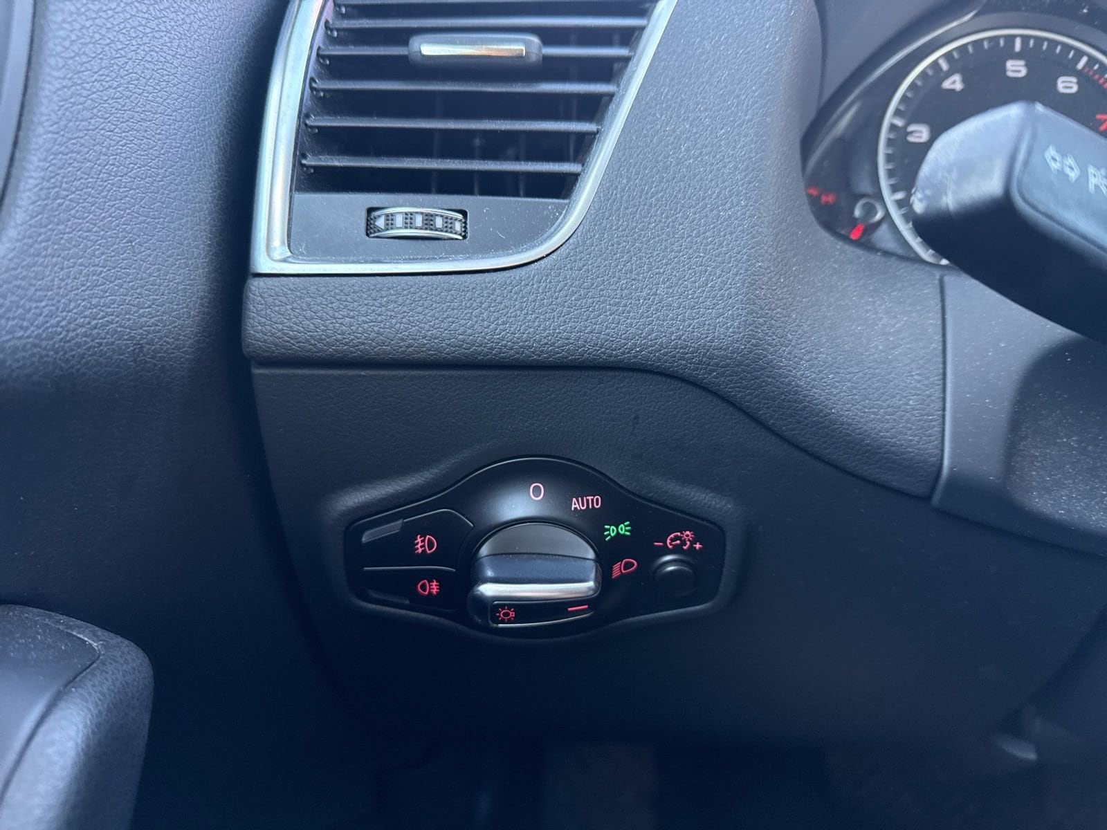 Thumbnail: 2017 Audi Q5 - 31