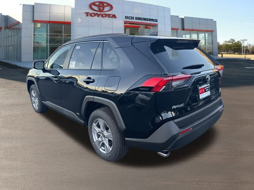 Thumbnail: 2025 Toyota RAV4 - 6
