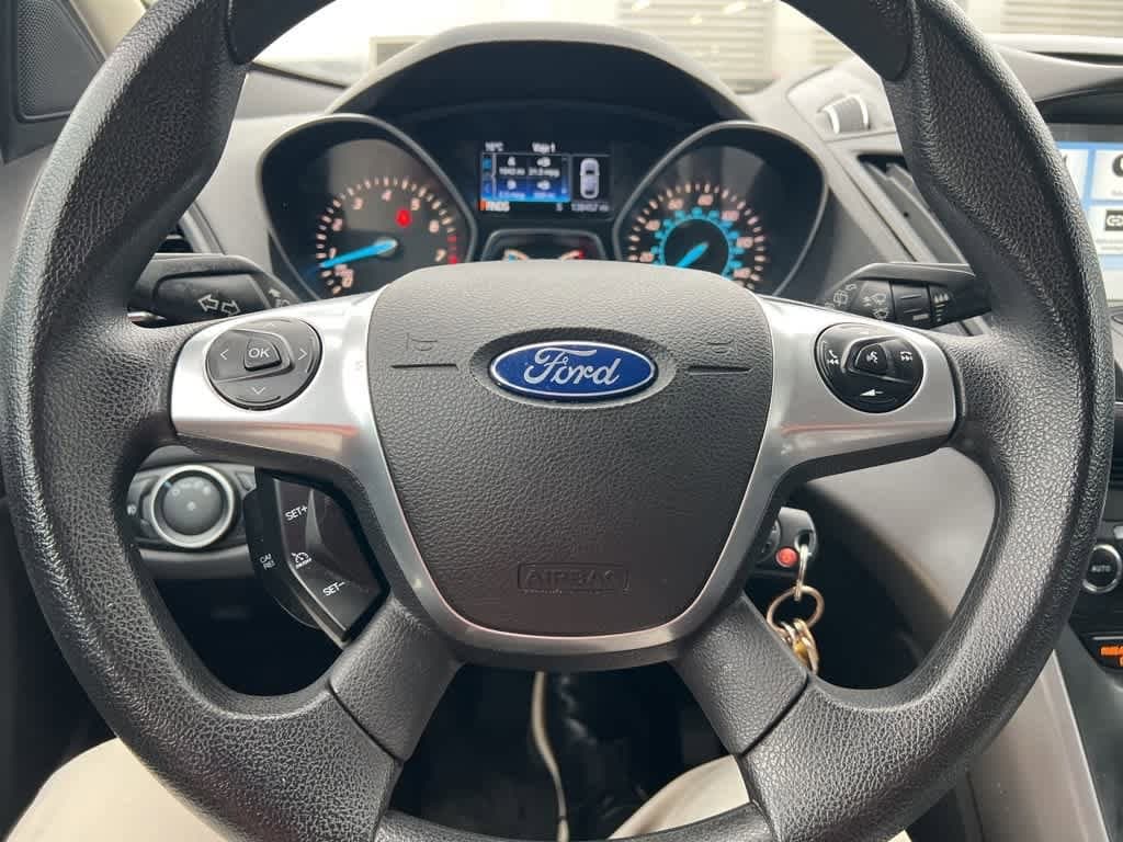Thumbnail: 2016 Ford Escape - 17