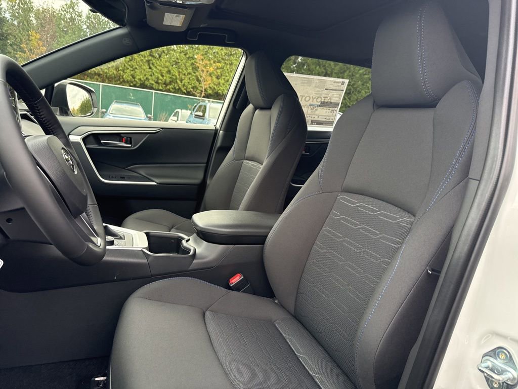 Thumbnail: 2025 Toyota RAV4 - 11