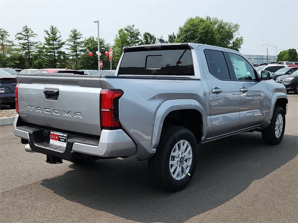 Thumbnail: 2025 Toyota Tacoma - 4