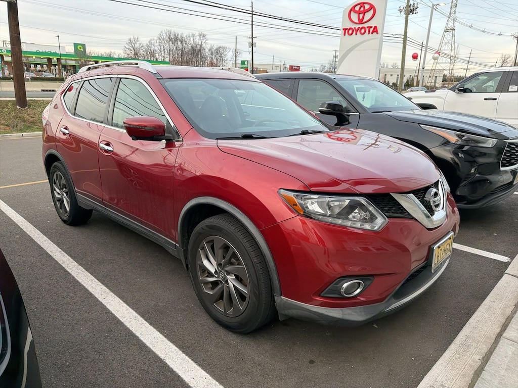 Used 2016 Nissan Rogue SL SUV
