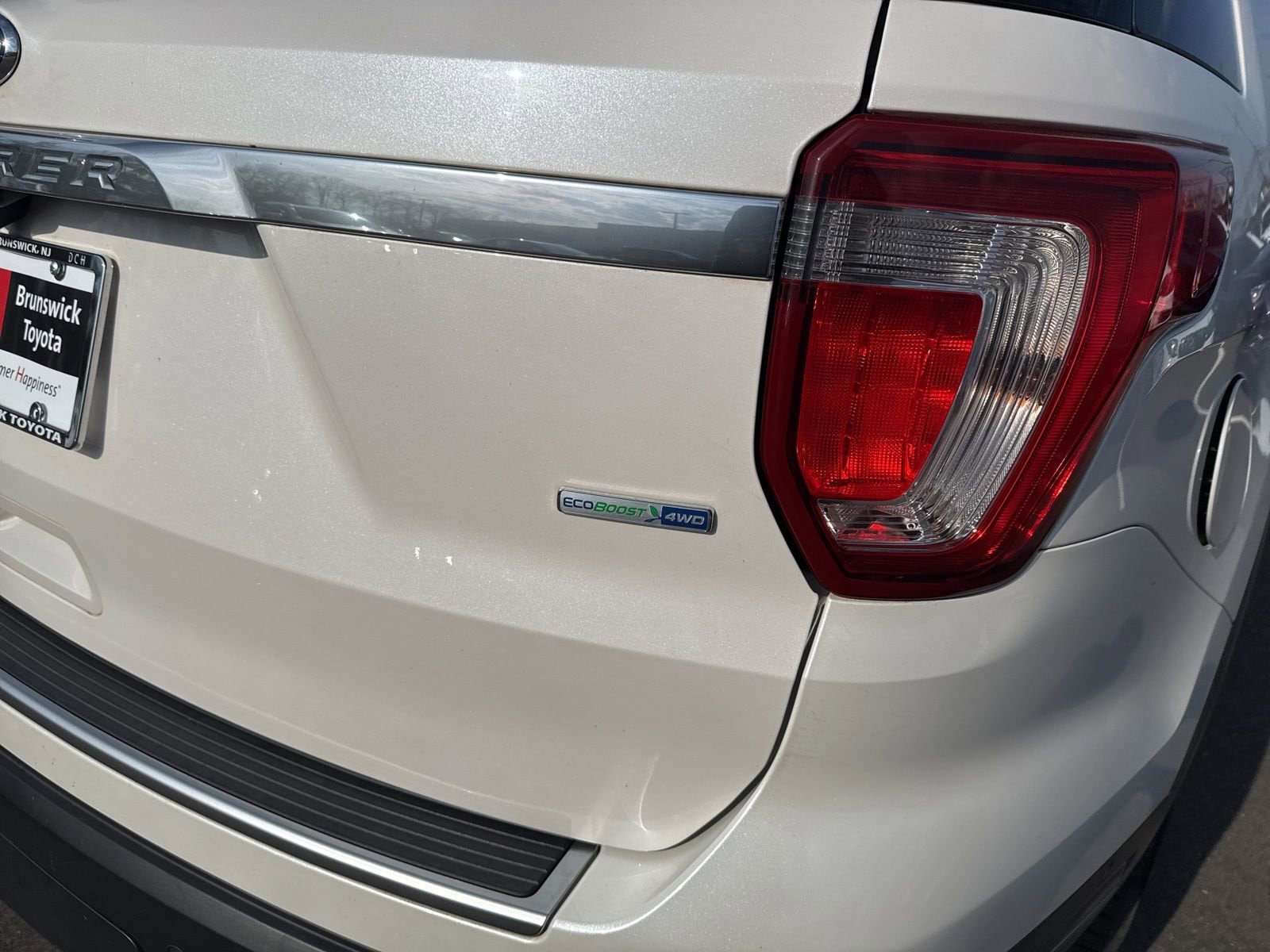 Thumbnail: 2018 Ford Explorer - 13