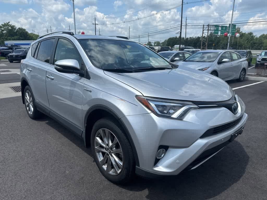 Thumbnail: 2016 Toyota RAV4 - 2