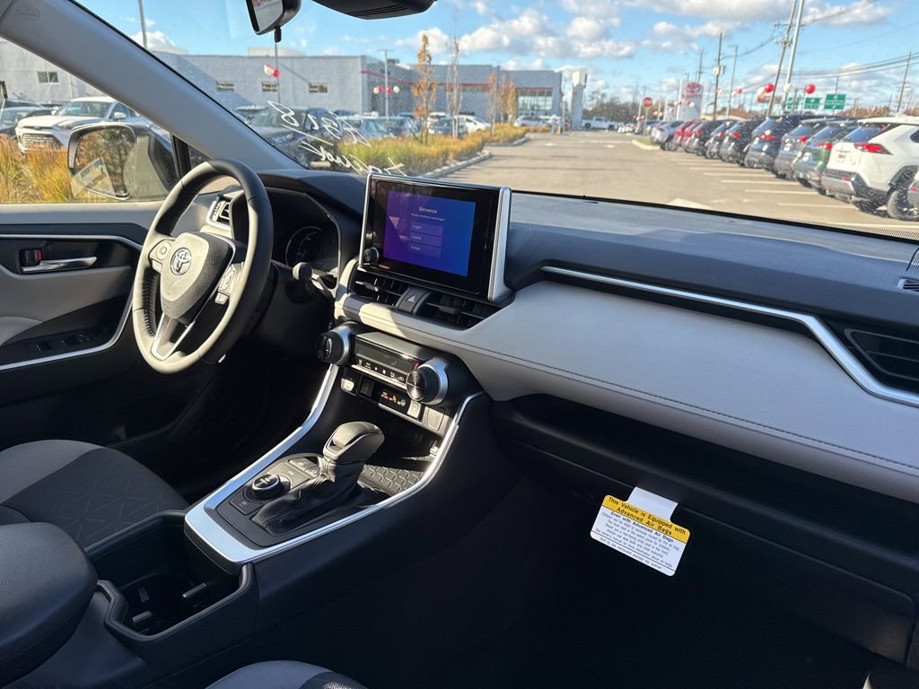 Thumbnail: 2025 Toyota RAV4 - 13