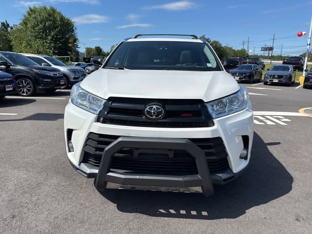 Thumbnail: 2019 Toyota Highlander - 5