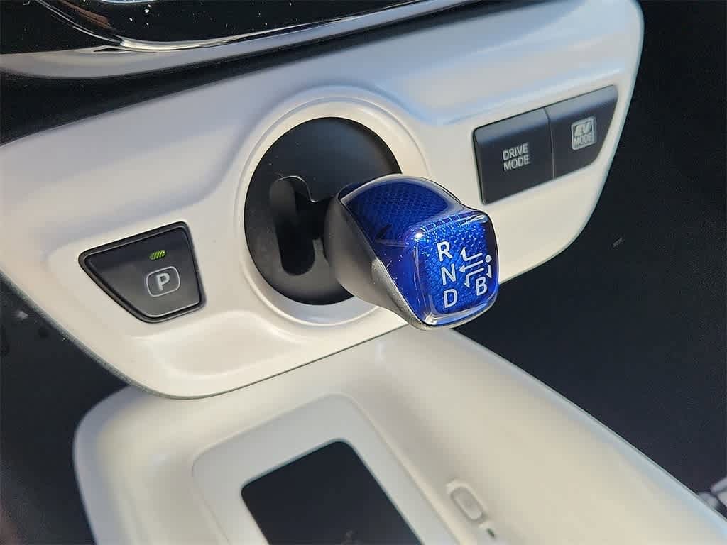 Thumbnail: 2017 Toyota Prius - 20