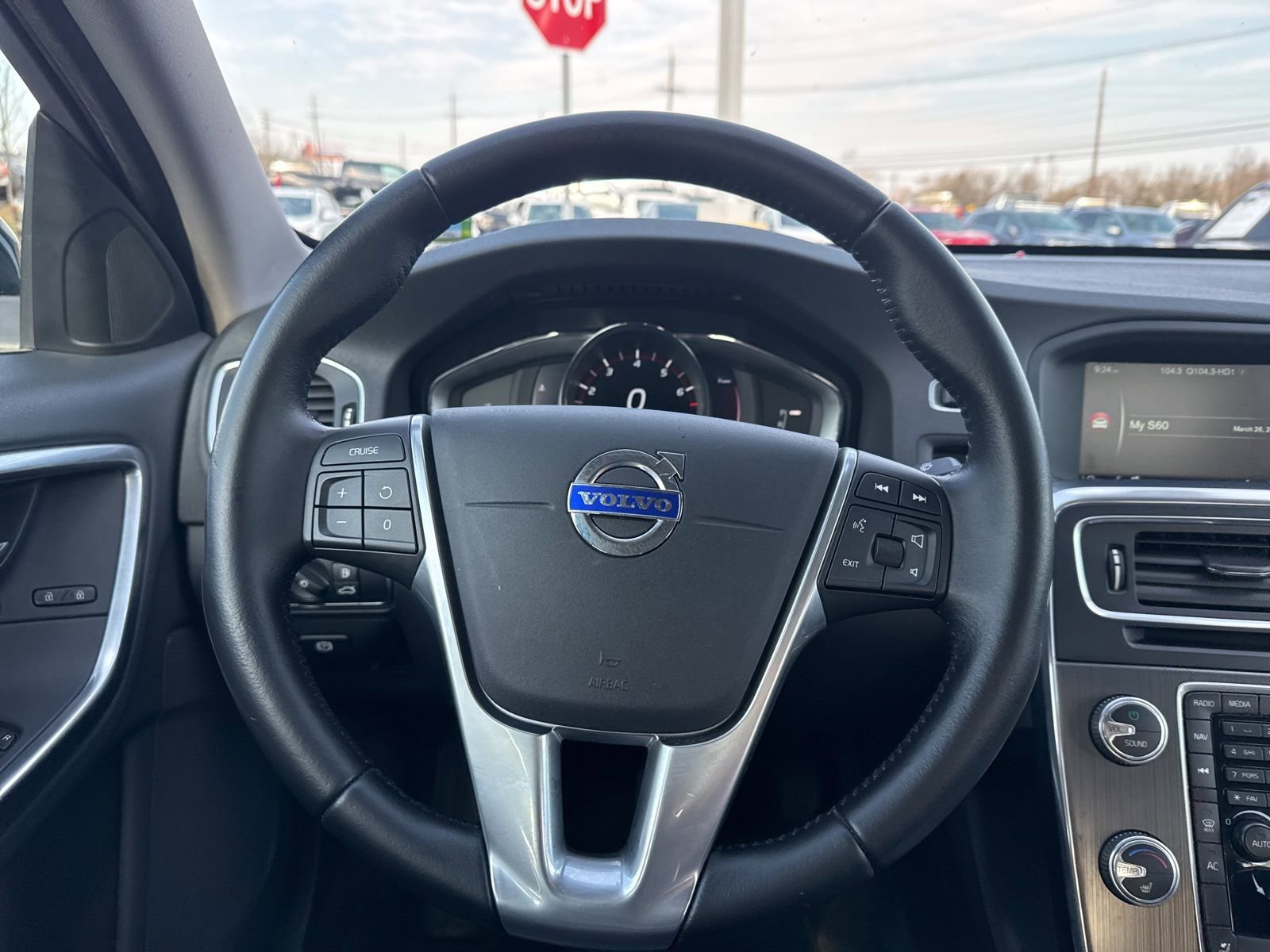 Thumbnail: 2016 Volvo S60 - 24