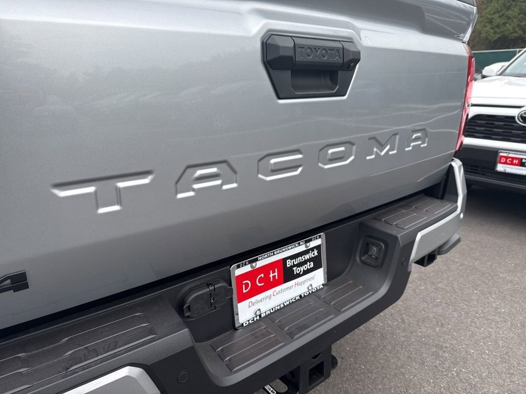 Thumbnail: 2025 Toyota Tacoma - 11