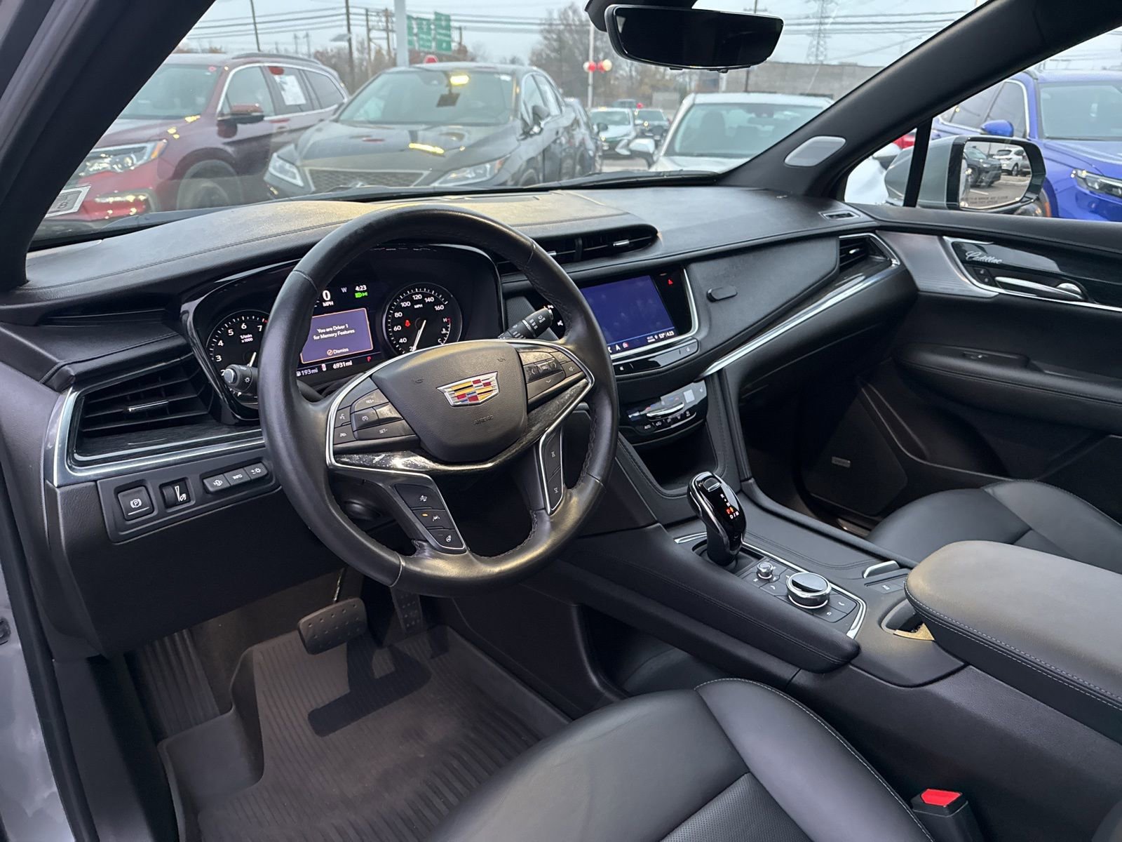 Thumbnail: 2023 Cadillac XT5 - 22