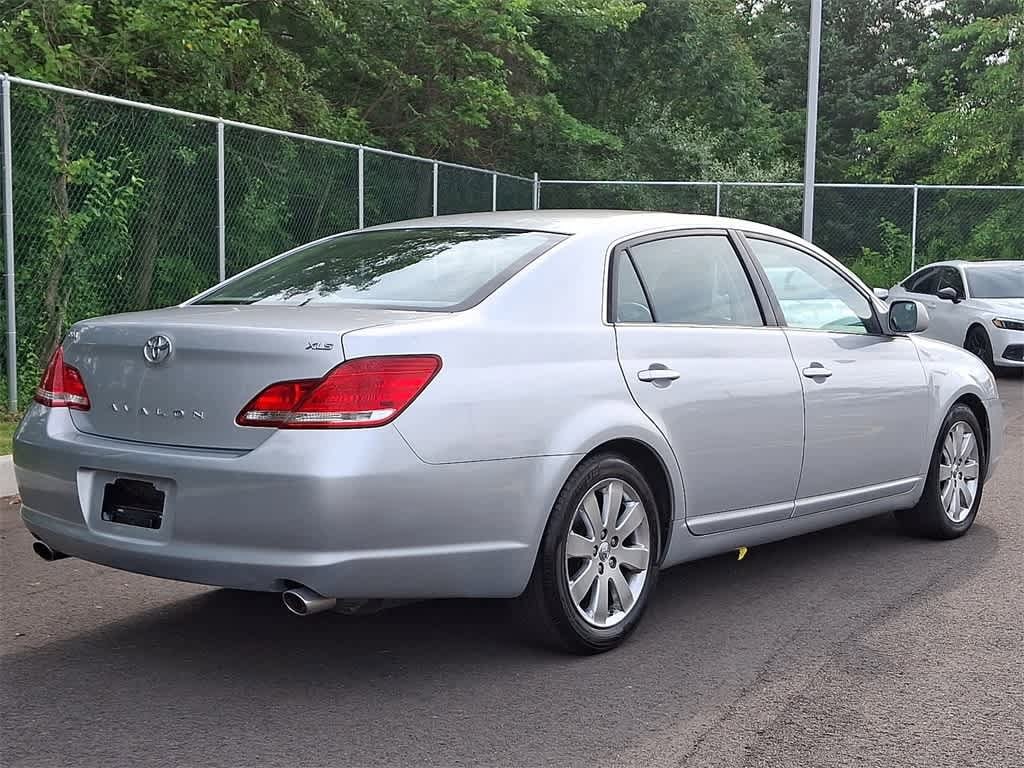 Thumbnail: 2007 Toyota Avalon - 4