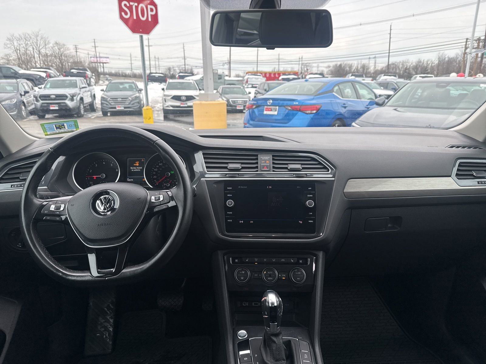 Thumbnail: 2018 Volkswagen Tiguan - 23