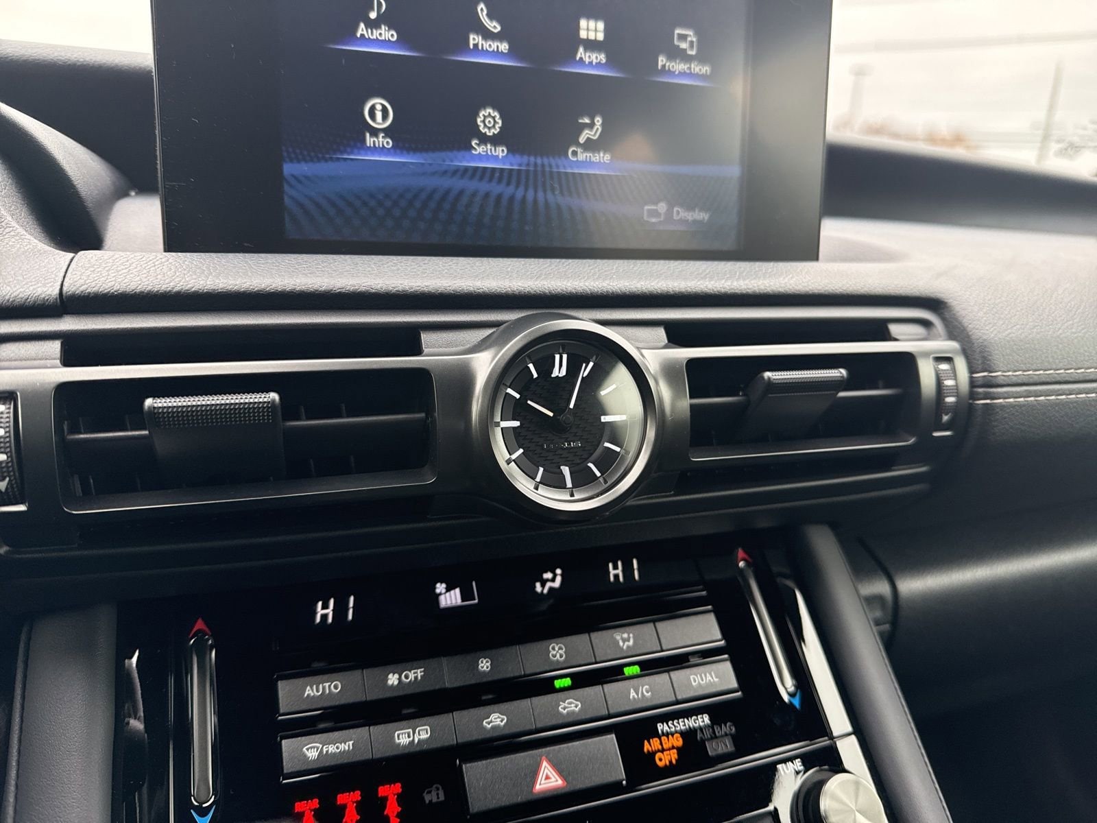 Thumbnail: 2023 Lexus IS - 28