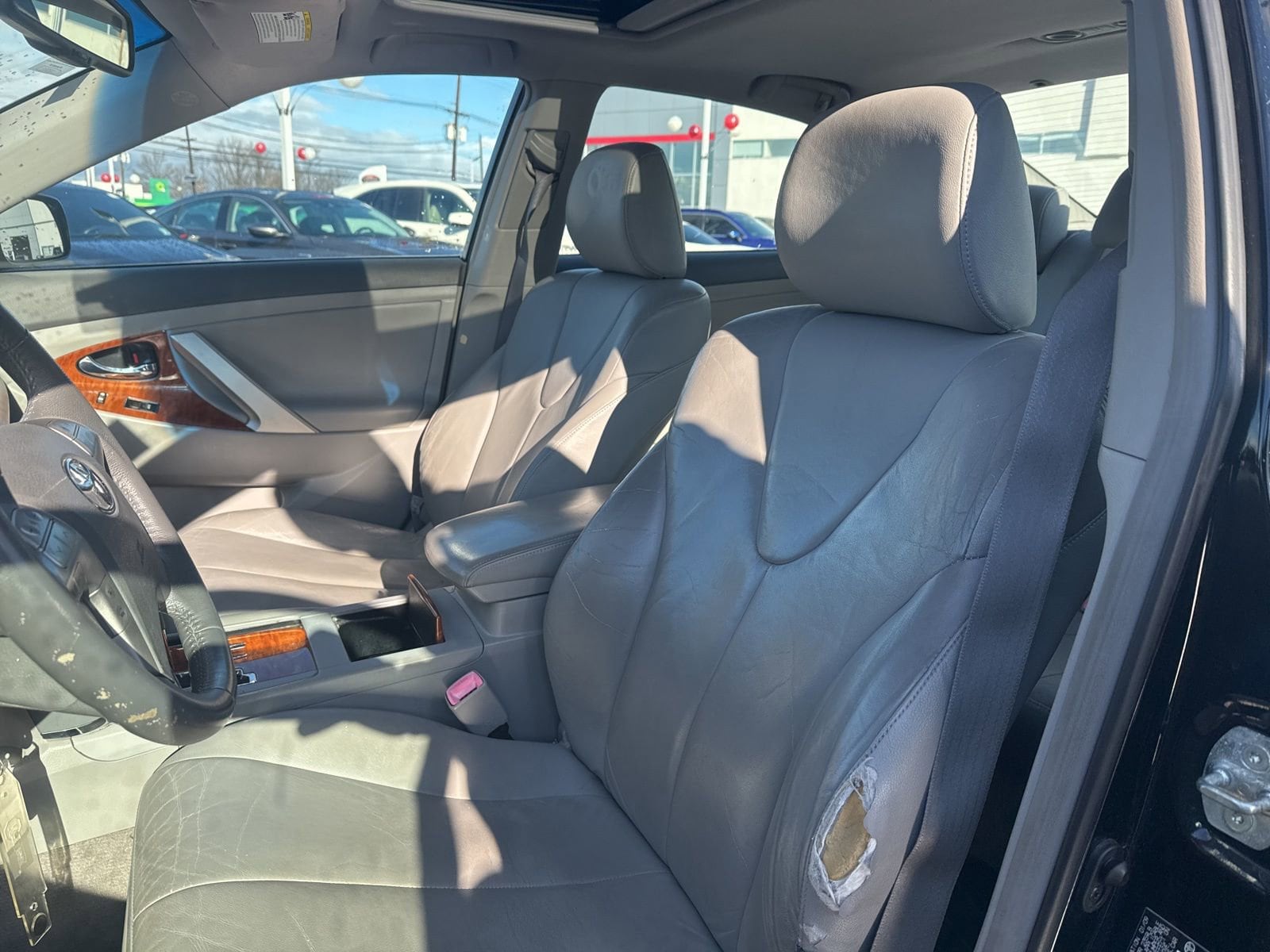 Thumbnail: 2010 Toyota Camry - 17