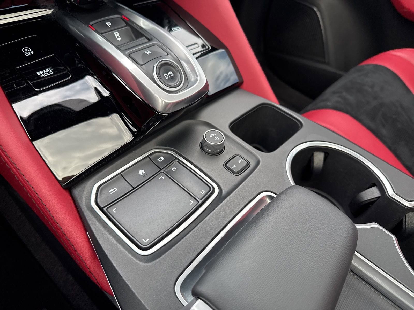 Thumbnail: 2023 Acura MDX - 31