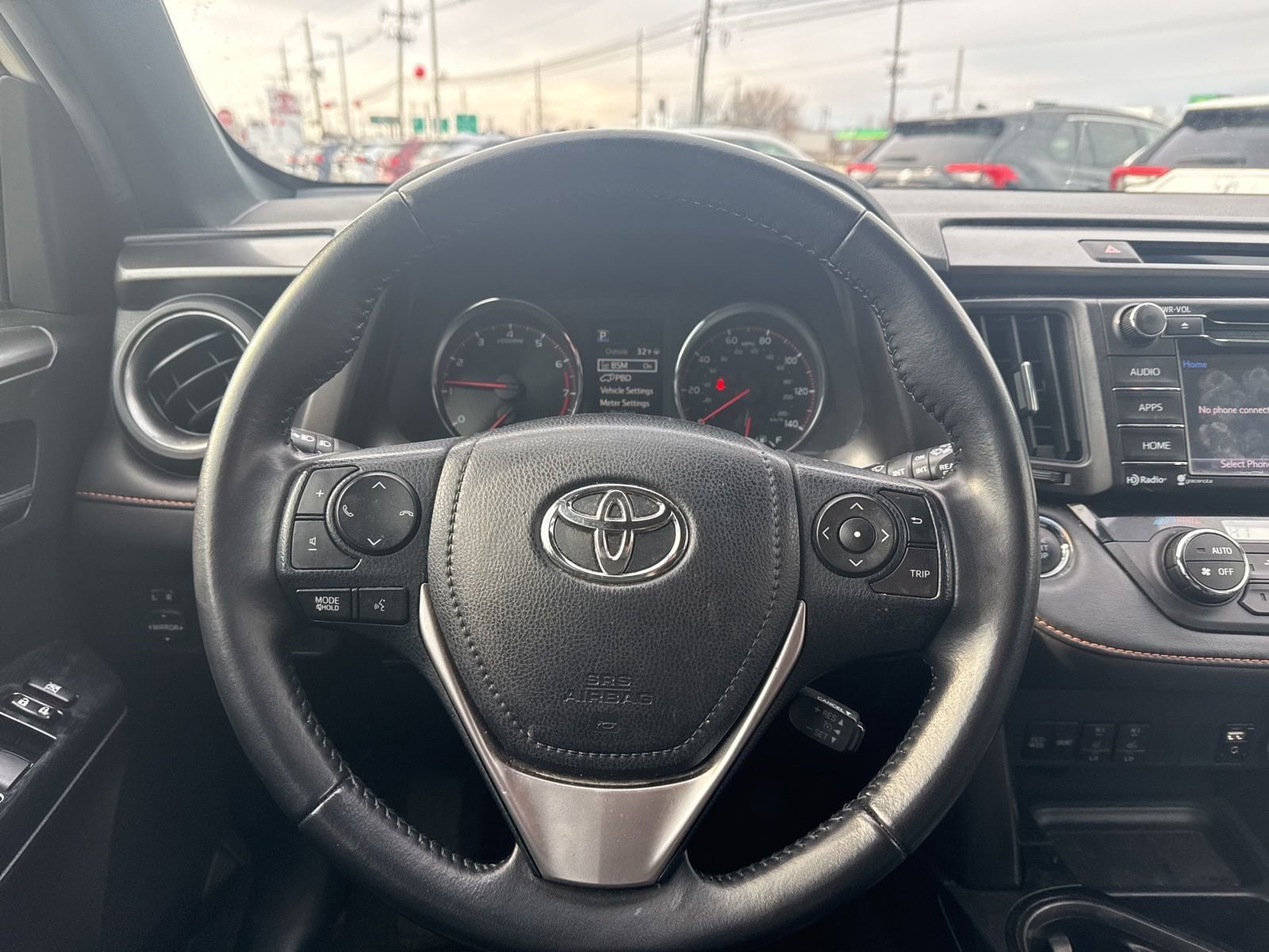 Thumbnail: 2016 Toyota RAV4 - 23