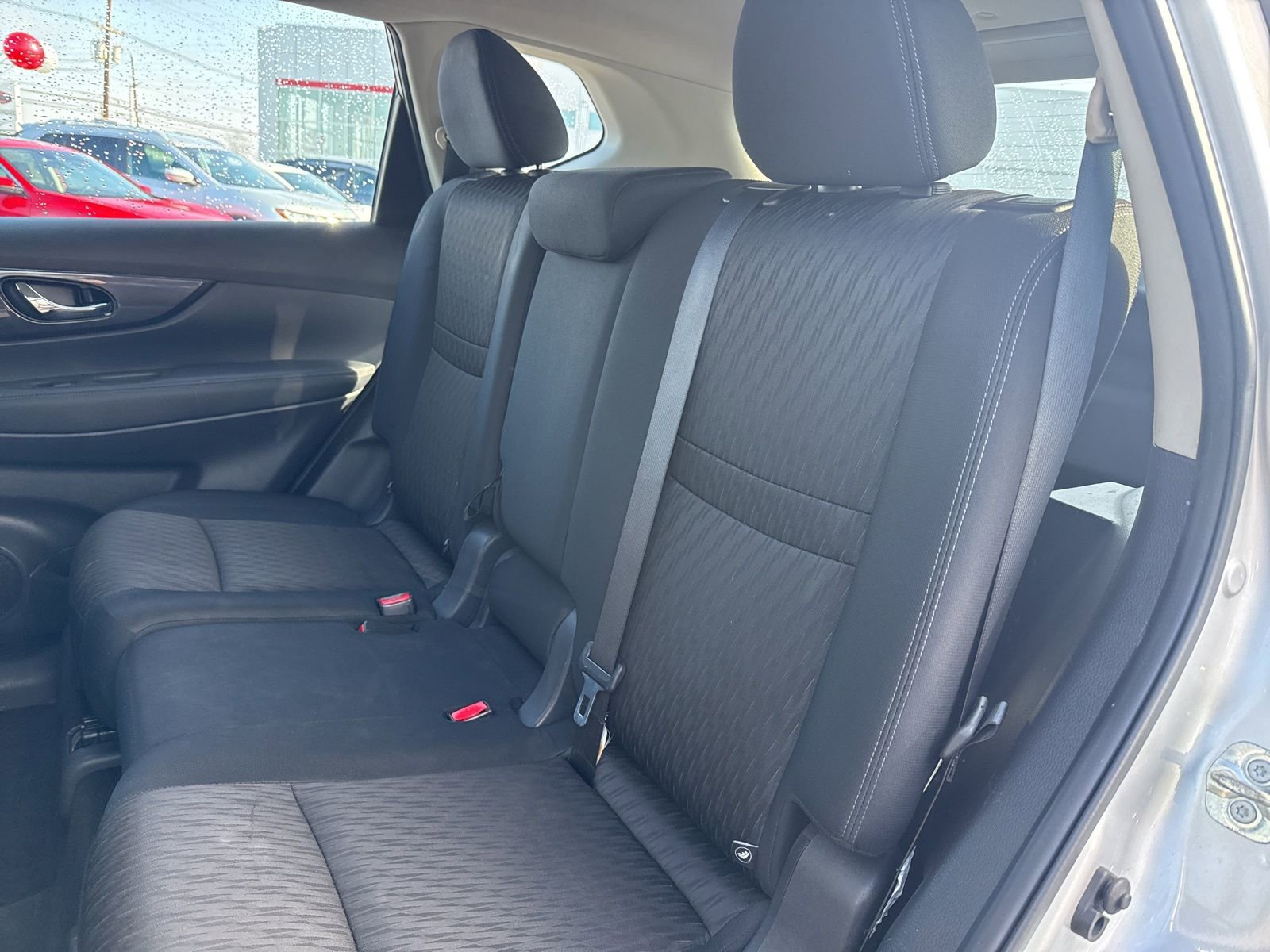 Thumbnail: 2018 Nissan Rogue - 18