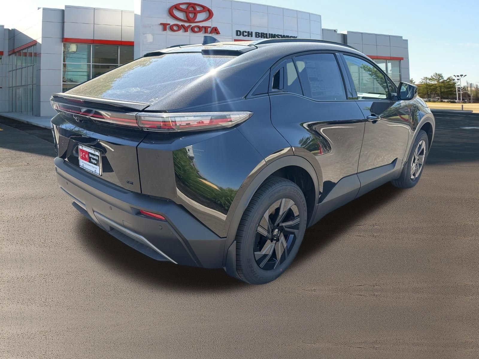 Thumbnail: 2026 Toyota C-HR - 4
