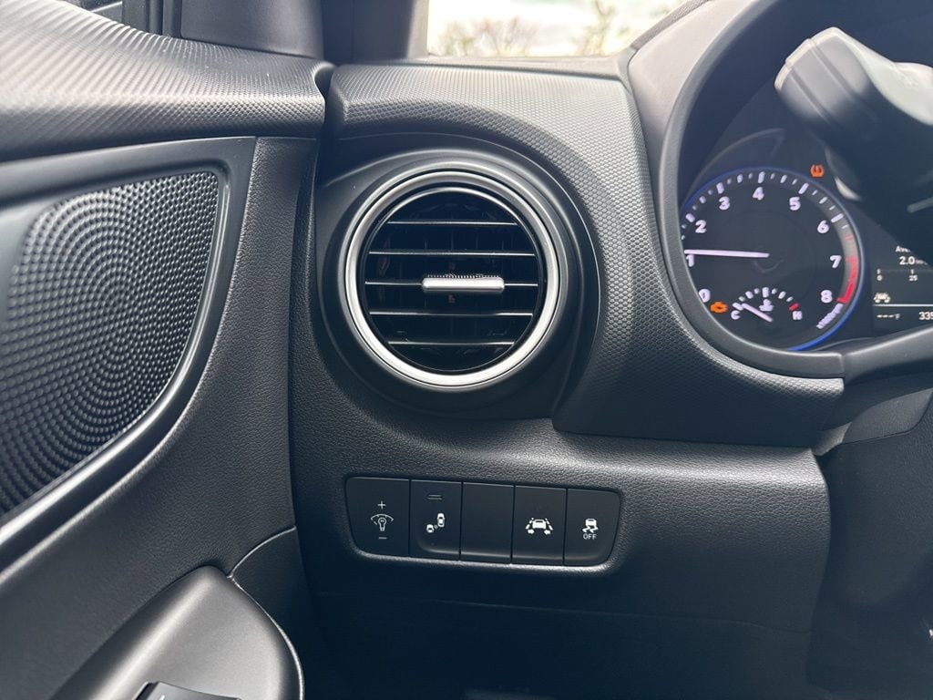 Thumbnail: 2021 Hyundai Kona - 29