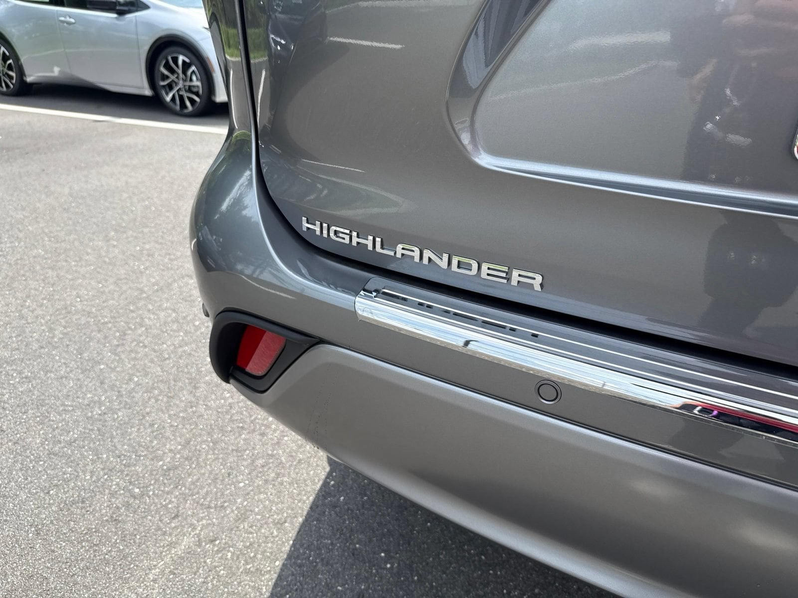 Thumbnail: 2026 Toyota Highlander - 9