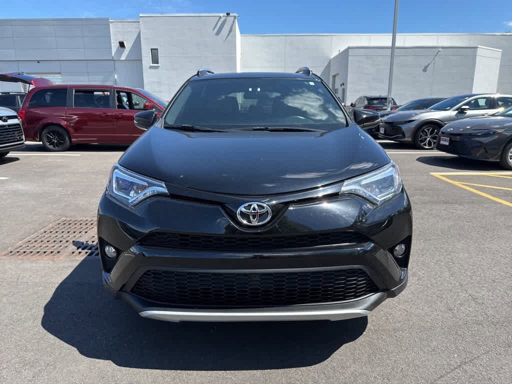 Thumbnail: 2016 Toyota RAV4 - 4